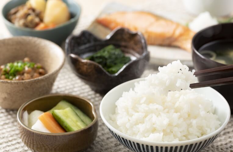 朝・夕の2食付き