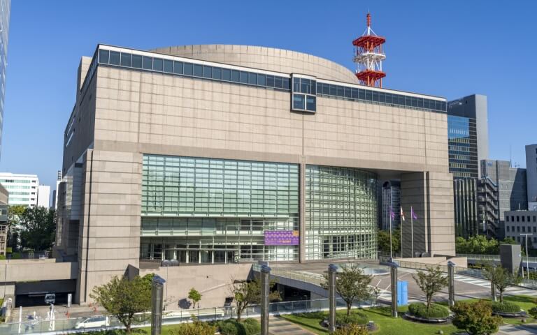 愛知県芸術劇場