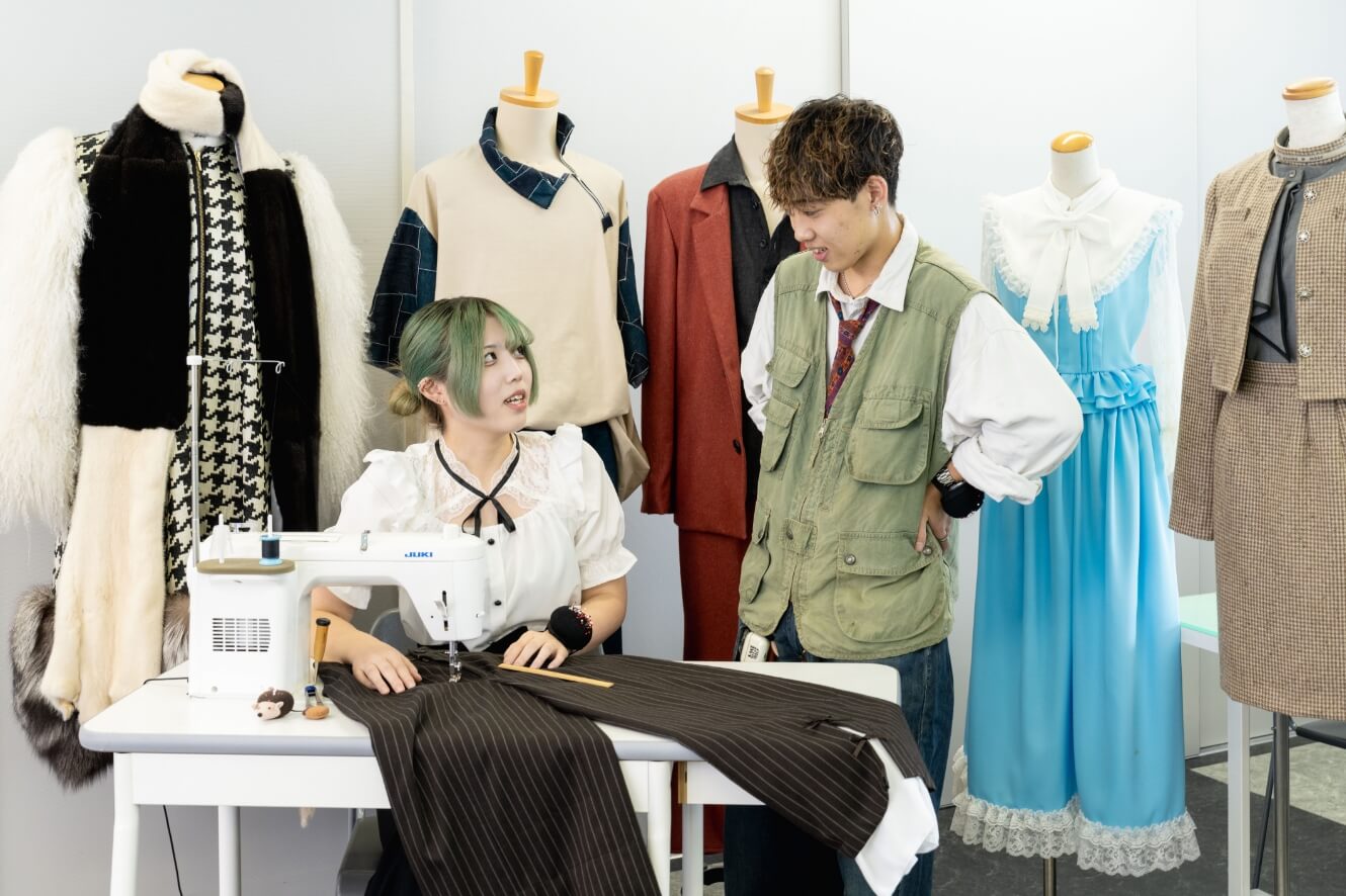 名古屋デザイナー・アカデミーの生徒たち