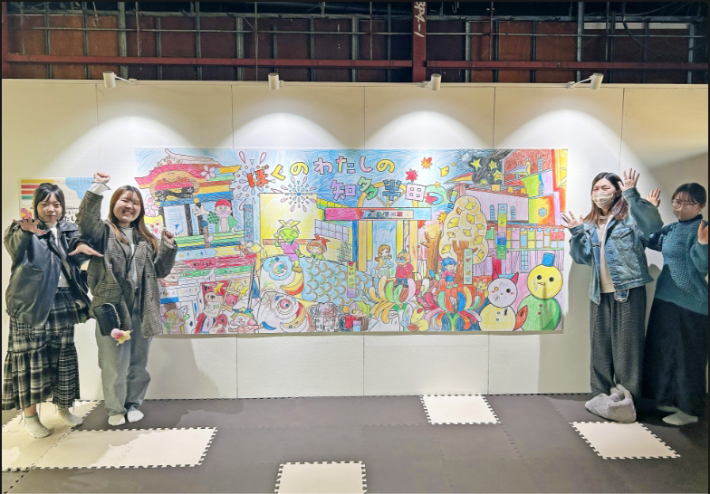 産学連携プロジェクトに励む生徒たち