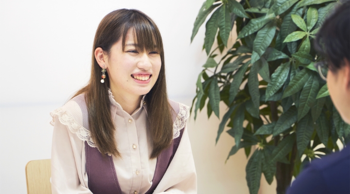 キャリアセンターで就職相談を受ける様子