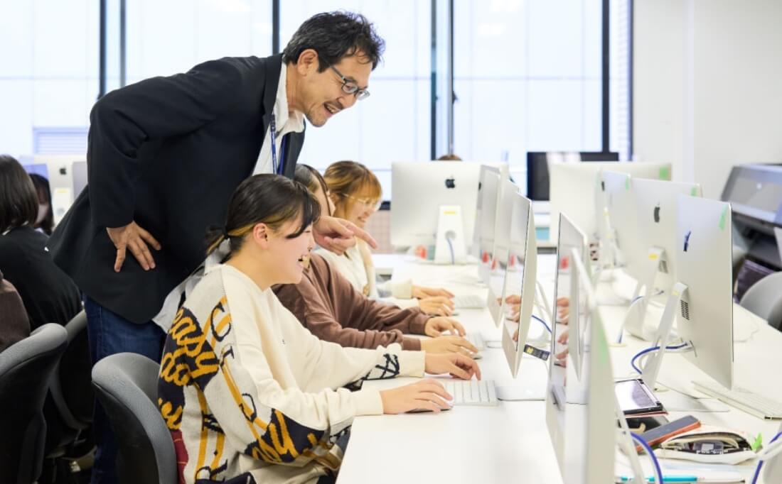 名古屋デザイナー・アカデミーの授業風景