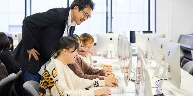 名古屋デザイナー・アカデミーの授業風景