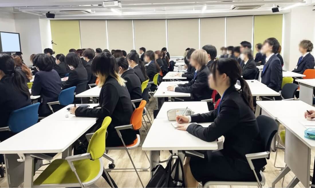 学内就職イベントの様子