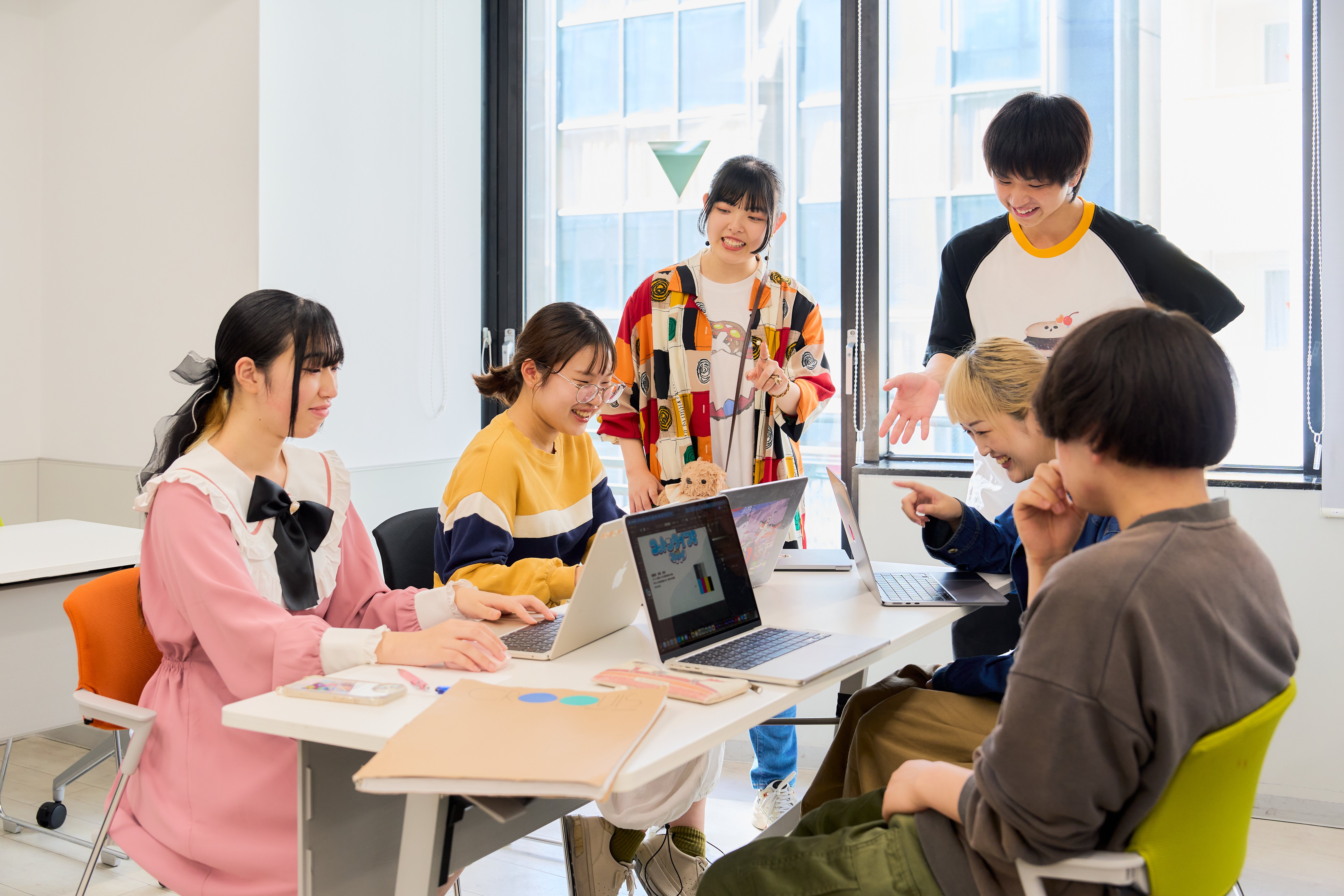 自分の名前をロゴデザインをしよう！